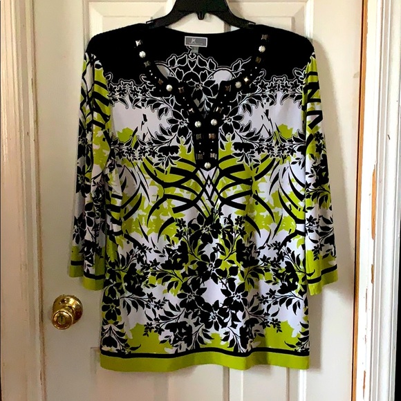 Ladies long sleeve blouse - Picture 1 of 3